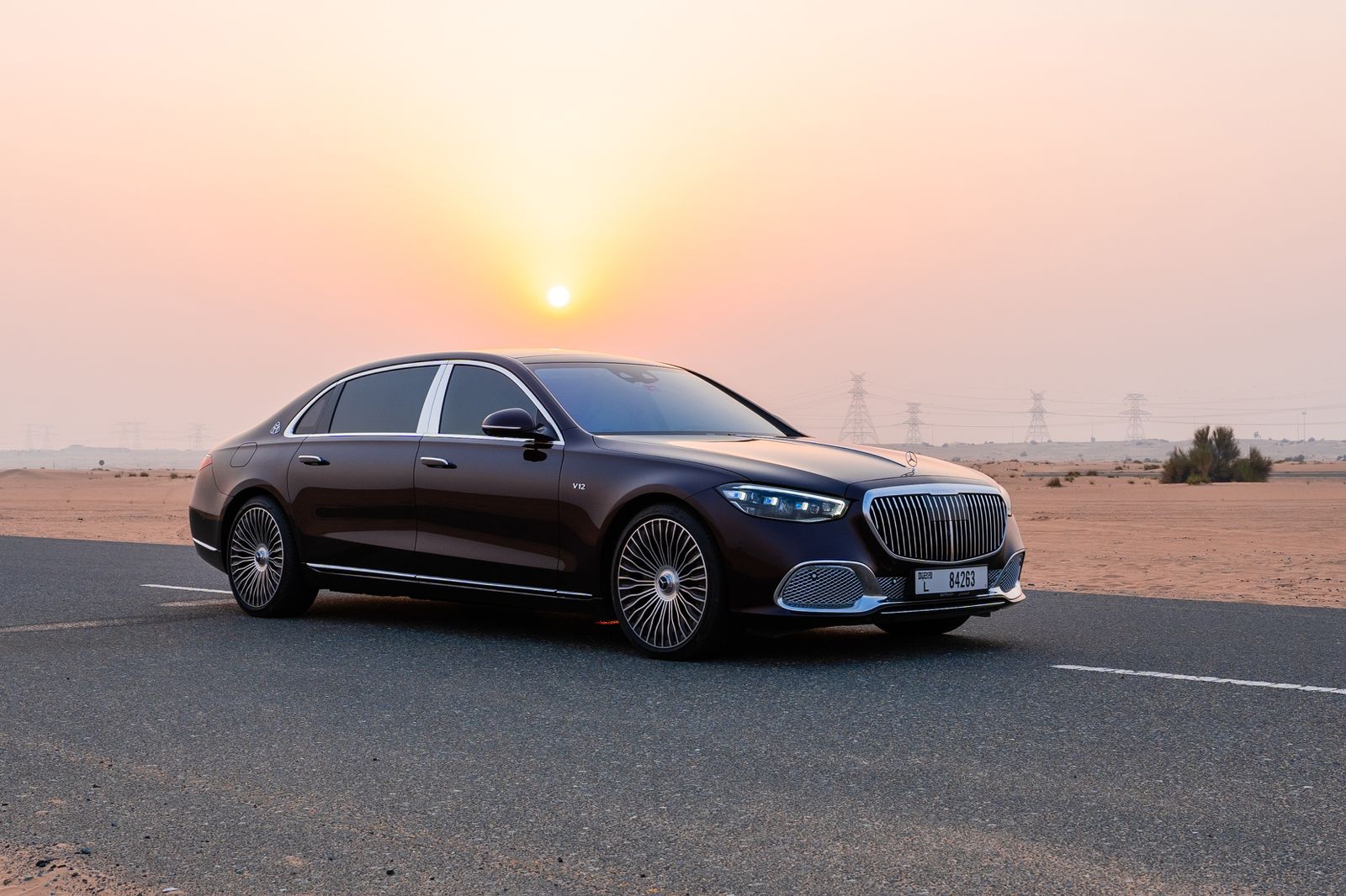 Hire A Car With Driver In Dubai